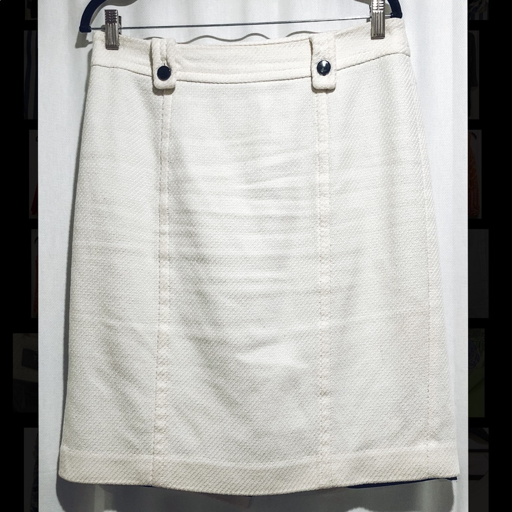 Tweed skirt